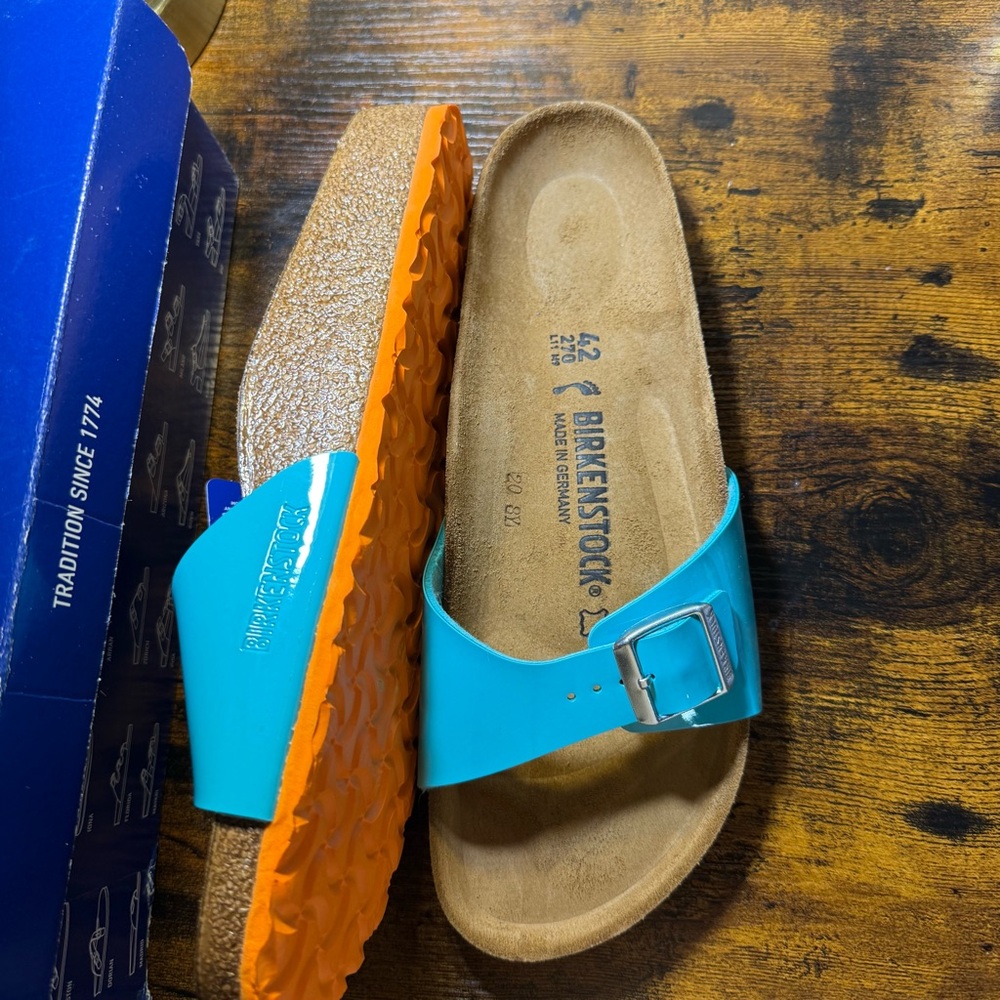 Birkenstock Patent Single-Strap Slides in Turquoise with Orange sole - Picture 3 of 7